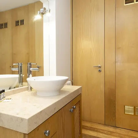 With Terrace In Downtown - Ttl279 Appartement