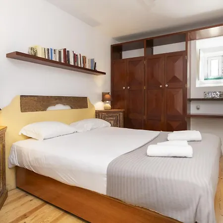 With Terrace In Downtown - Ttl279 Lisboa