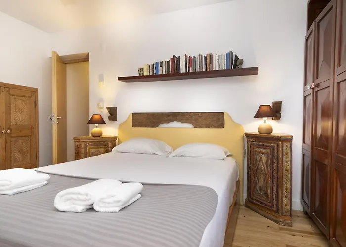 Apartament With Terrace In Downtown - Ttl279